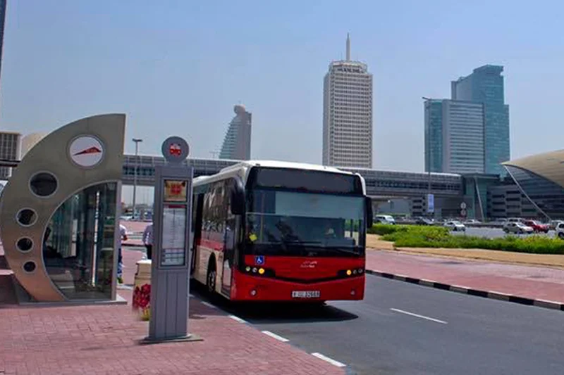  RTA complimentary shuttle bus