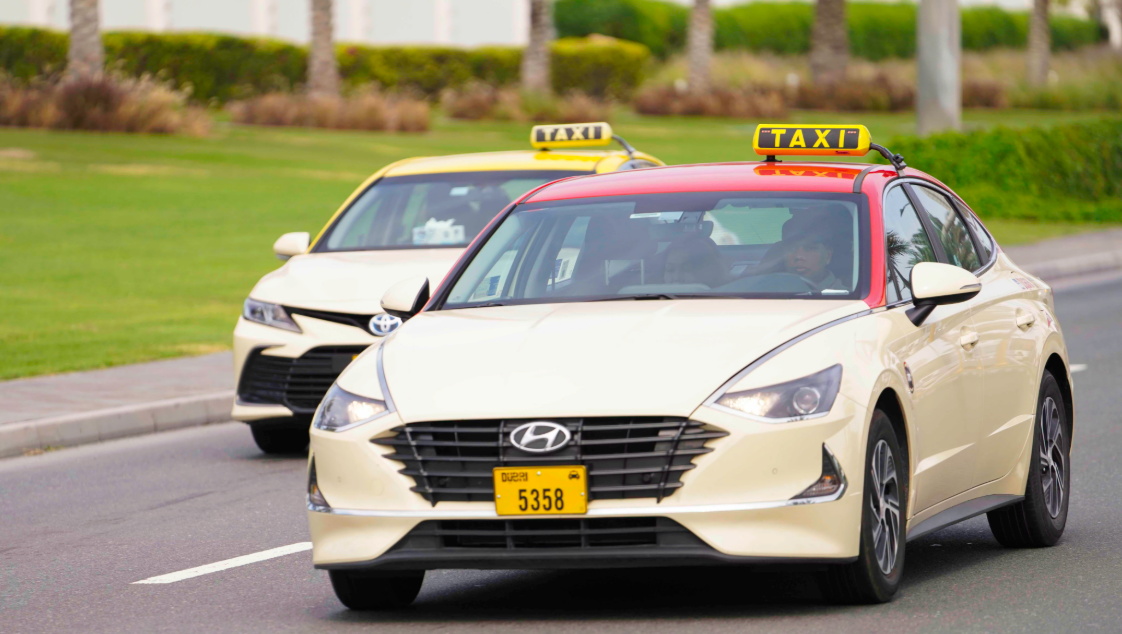 Dubai influencer criticizes ‘stinky taxi driver’ trend