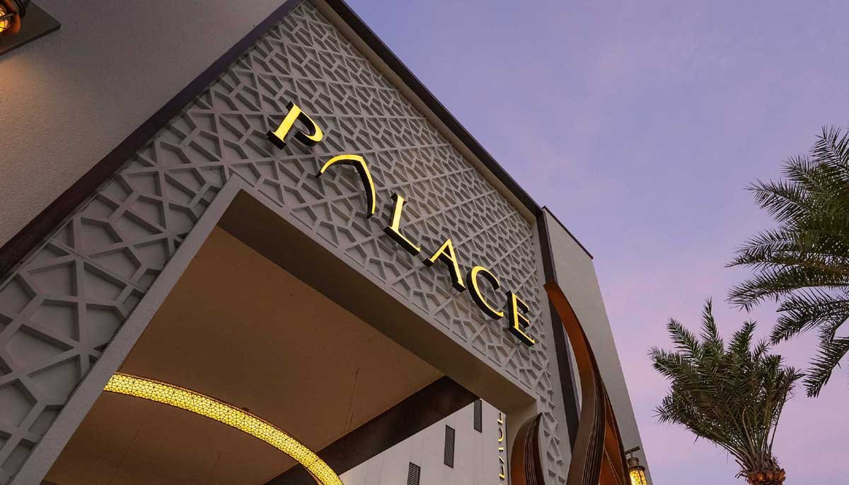 Avarra by Palace exterior